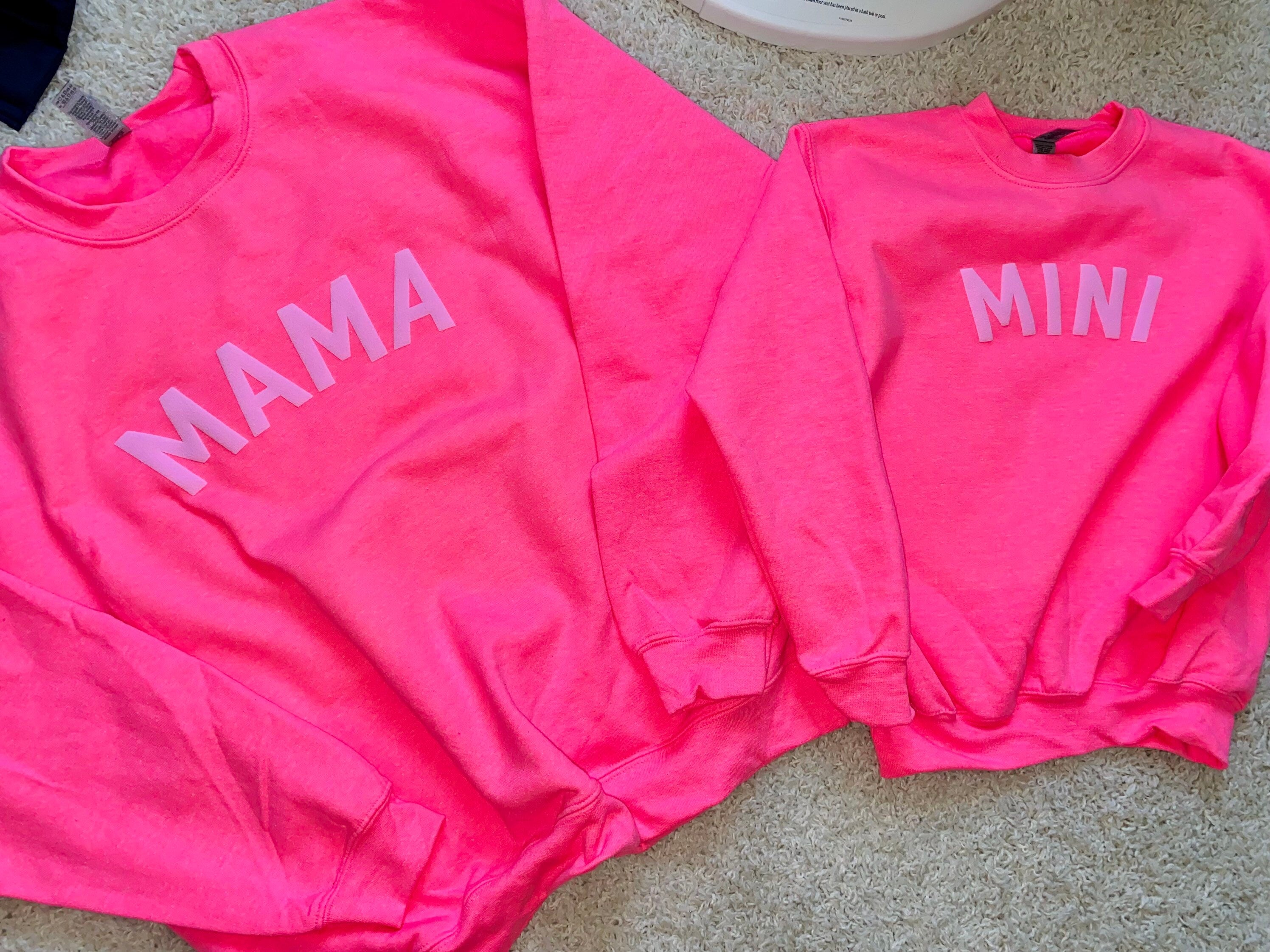 Personalized puff vinyl crewneck