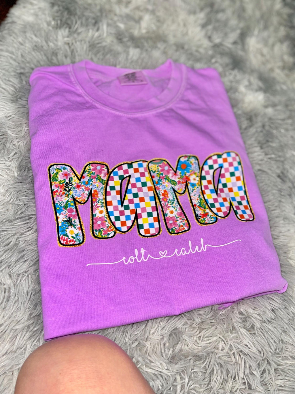 Personalized preppy mama tee! Are your babies name! Comfort colors unisex fitted cute tee!