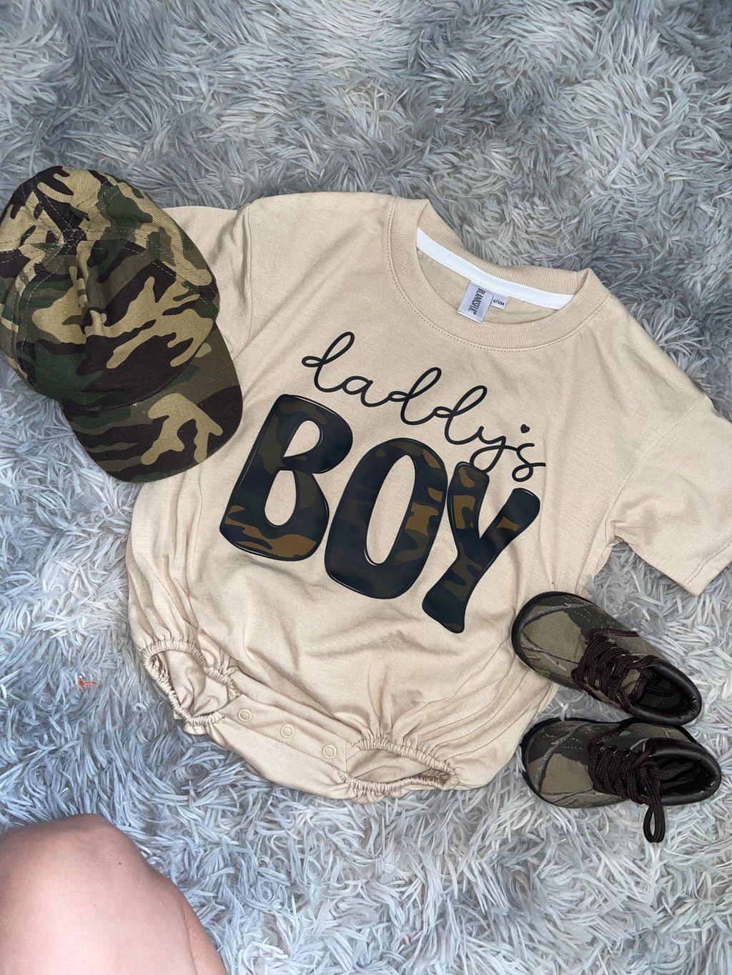 Daddy’s boy bubble romper for infant and toddlers camo design for little boys