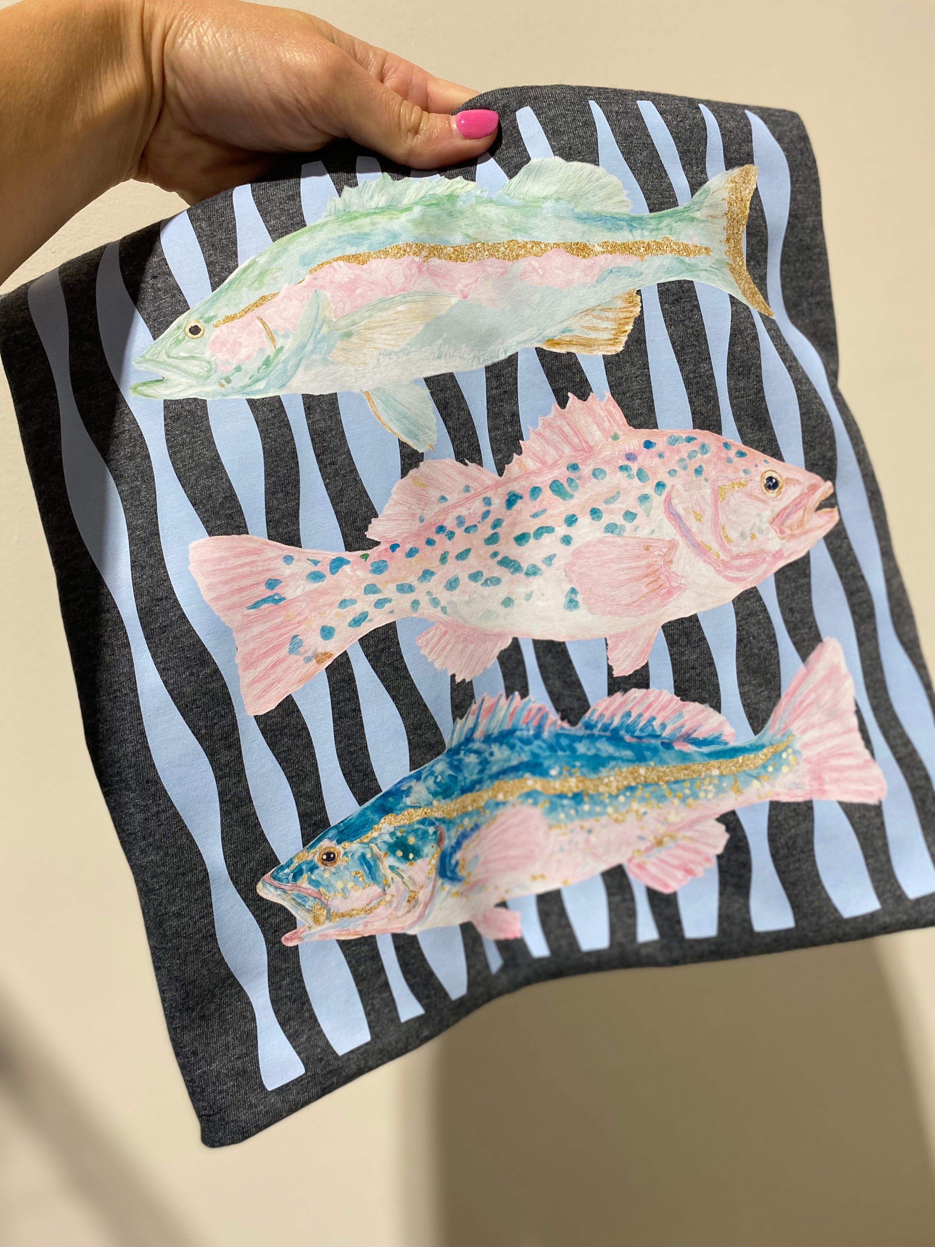 Fishy tee